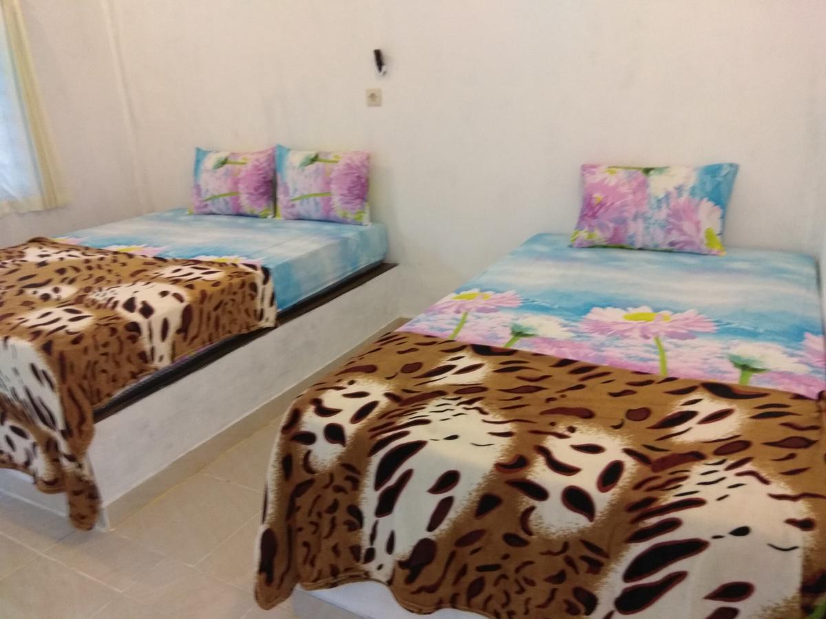 Nanda Homestay Kuta  ภายนอก รูปภาพ