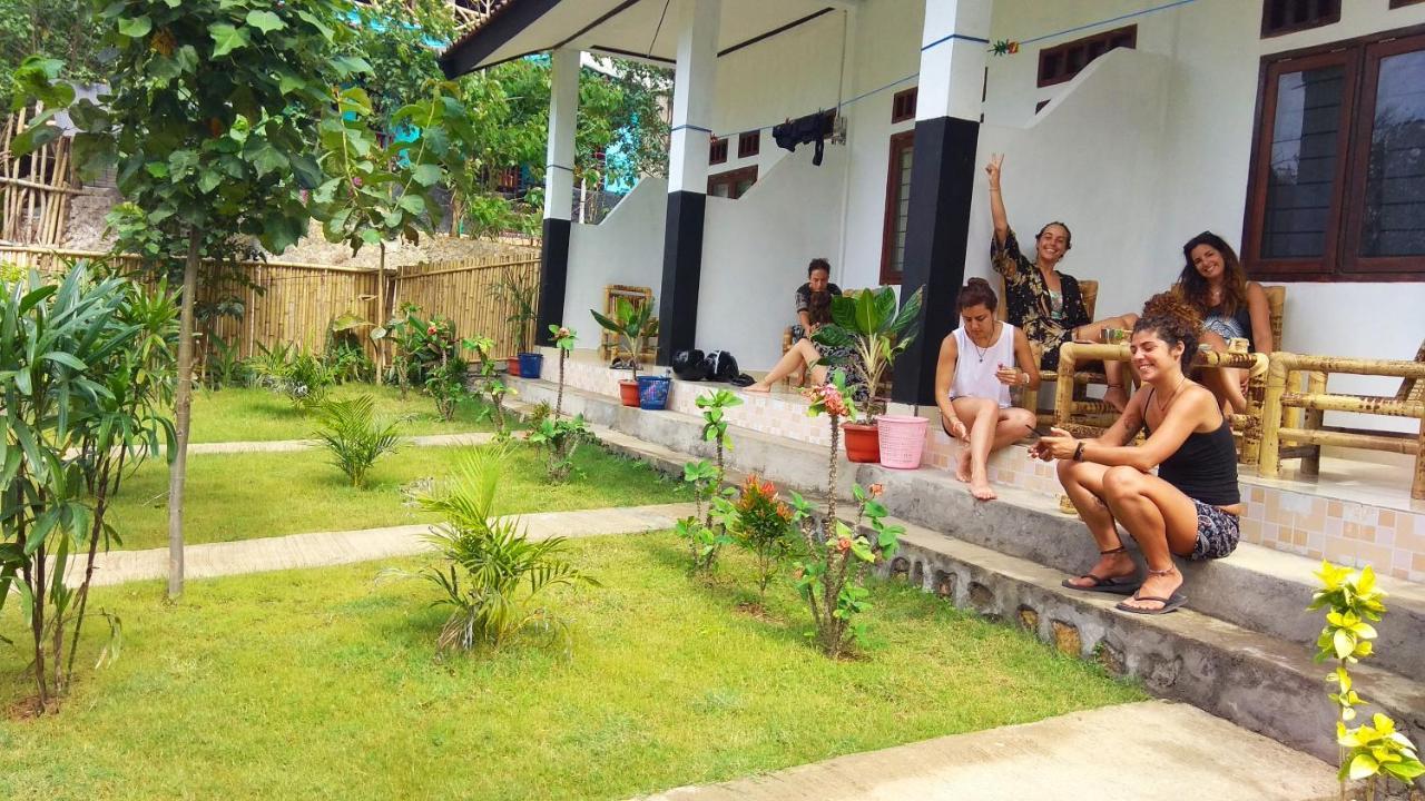 Nanda Homestay Kuta  ภายนอก รูปภาพ